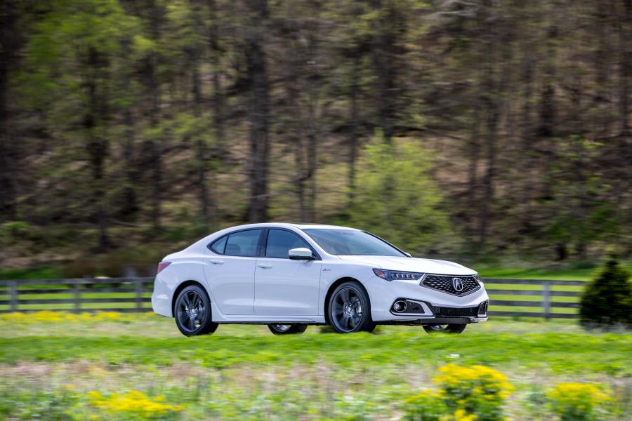  Acura TLX A-Spec 2017 года  (фото 8 из 69)